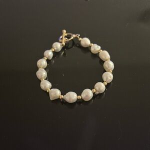 pearl bracelet